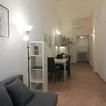 Apartamento Mistrangelohome 5 - In Pieno Centro Savona