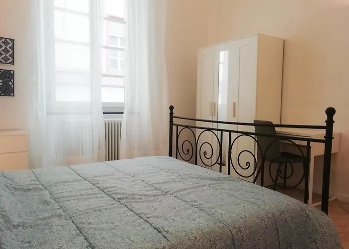 Mistrangelohome 5 - In Pieno Centro Savona